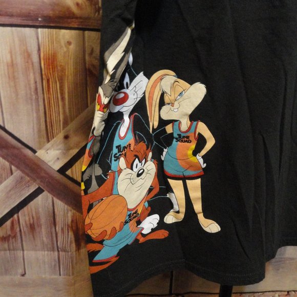 Looney Tunes Space Jam Tune Squad T-Shirt~Wrap around cartoon Characters… - Picture 3 of 5